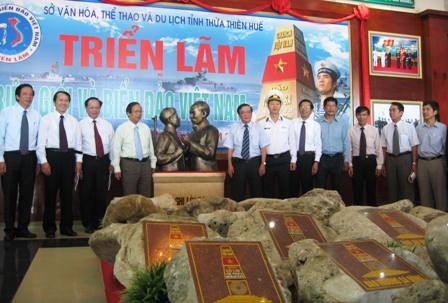 Выставка, посвящённая суверенитету Вьетнама над морем и островами - ảnh 1